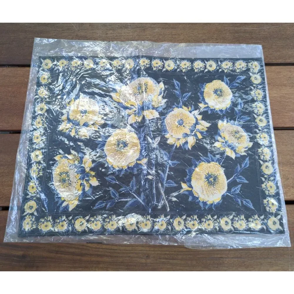 Set of 4 Mismatched April Cornell Placemats Boho Paisley Floral Cotton Linen